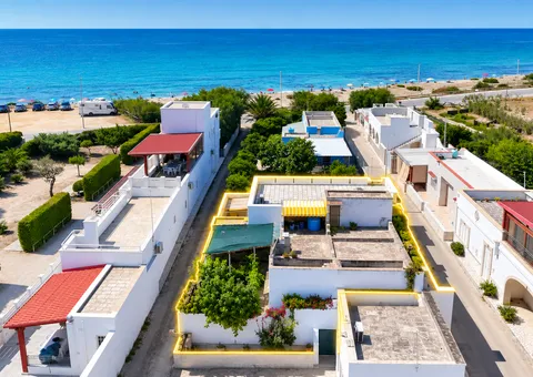 House 50m from the beach