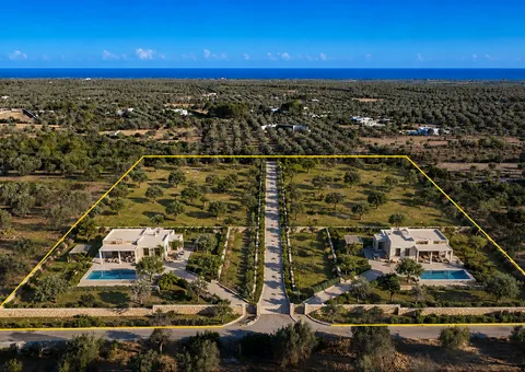 Building plot 18,000m2 for two houses