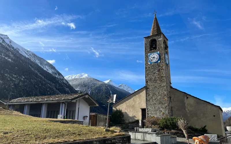 House in the Alps 5min walk to Lake Lago di Lexert