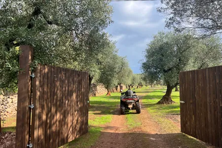 Building plot just 10min from the sea