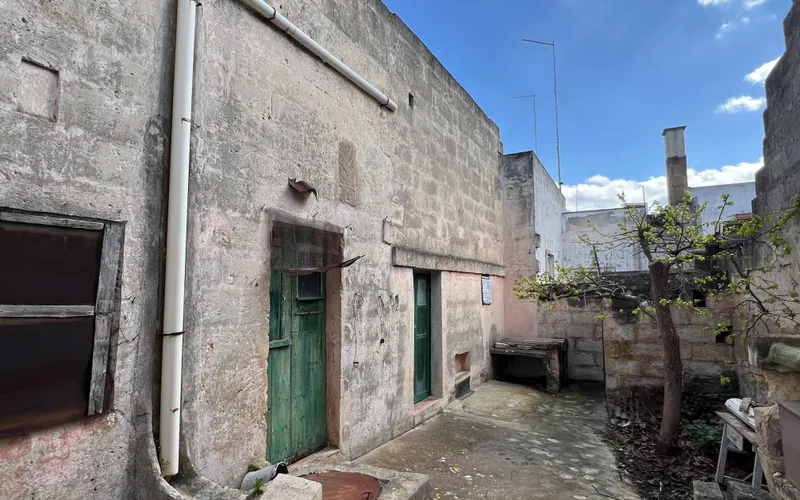 Town house in Maruggio