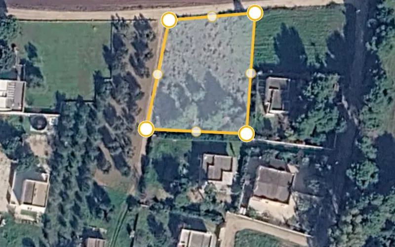 Pozemek k rekreaci 600m od pláže